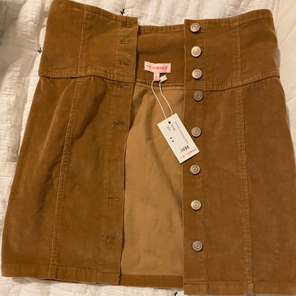 Corduroy high waisted skirt